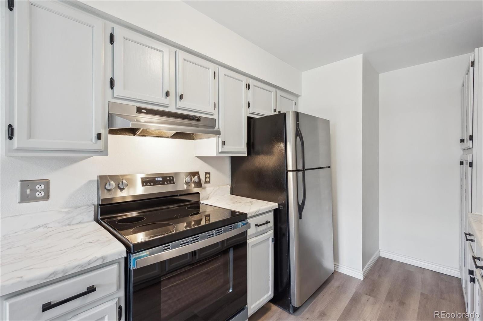 MLS Image #7 for 3141 s tamarac drive 206e,denver, Colorado