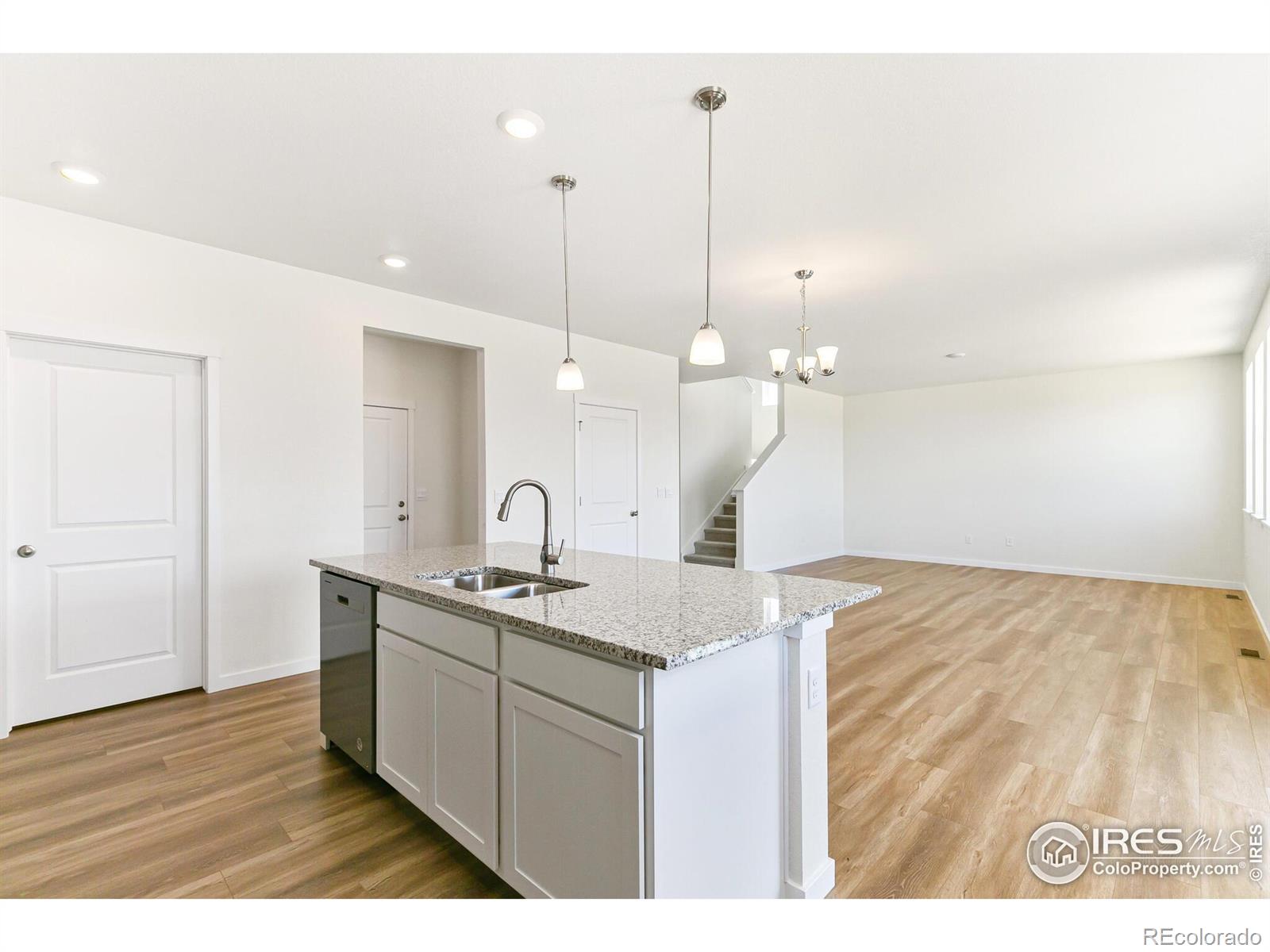 MLS Image #14 for 955  tallus street,lochbuie, Colorado