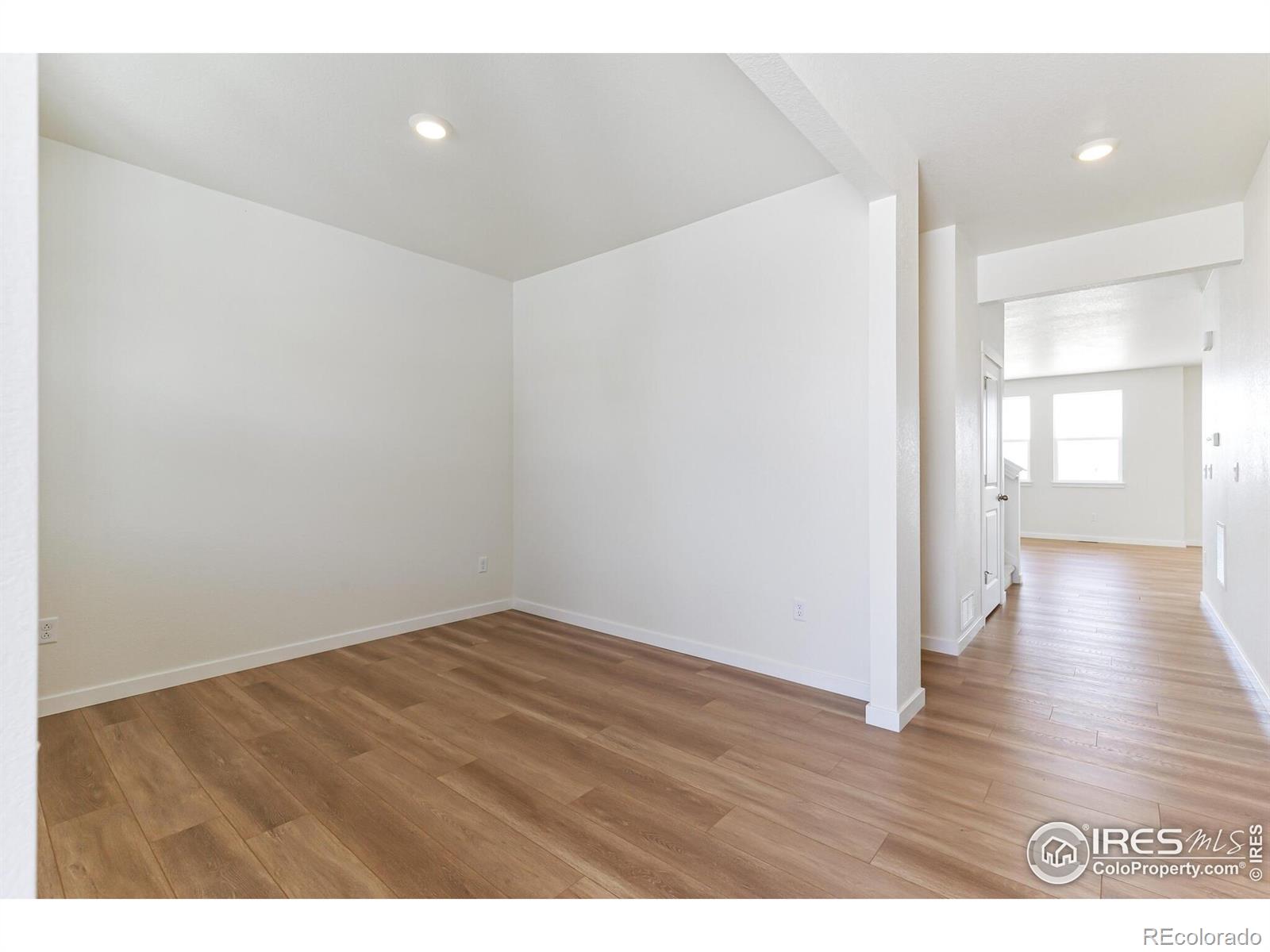 MLS Image #3 for 955  tallus street,lochbuie, Colorado