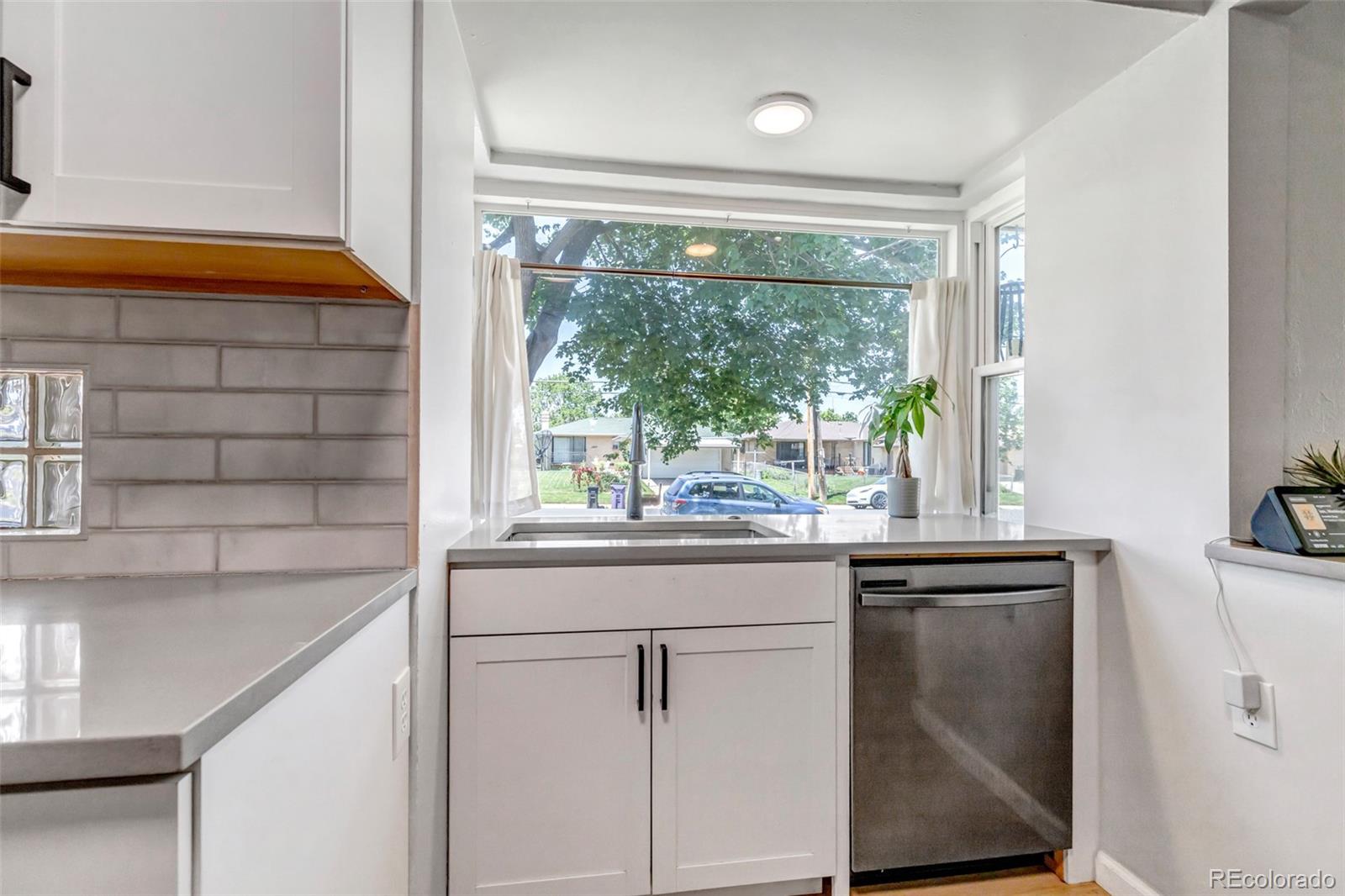 MLS Image #10 for 3550  magnolia street,denver, Colorado