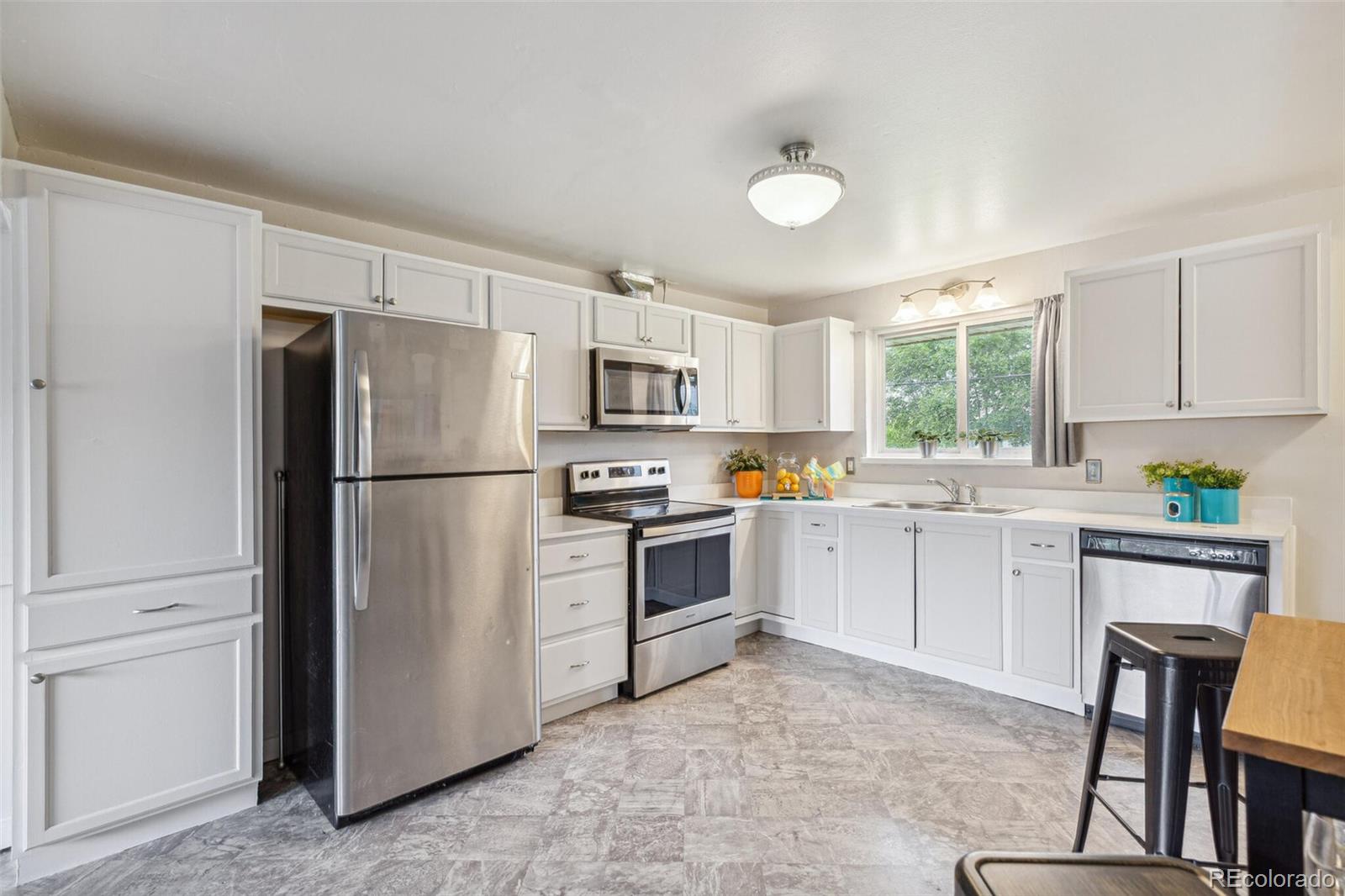 MLS Image #9 for 5645 w 5th avenue,lakewood, Colorado
