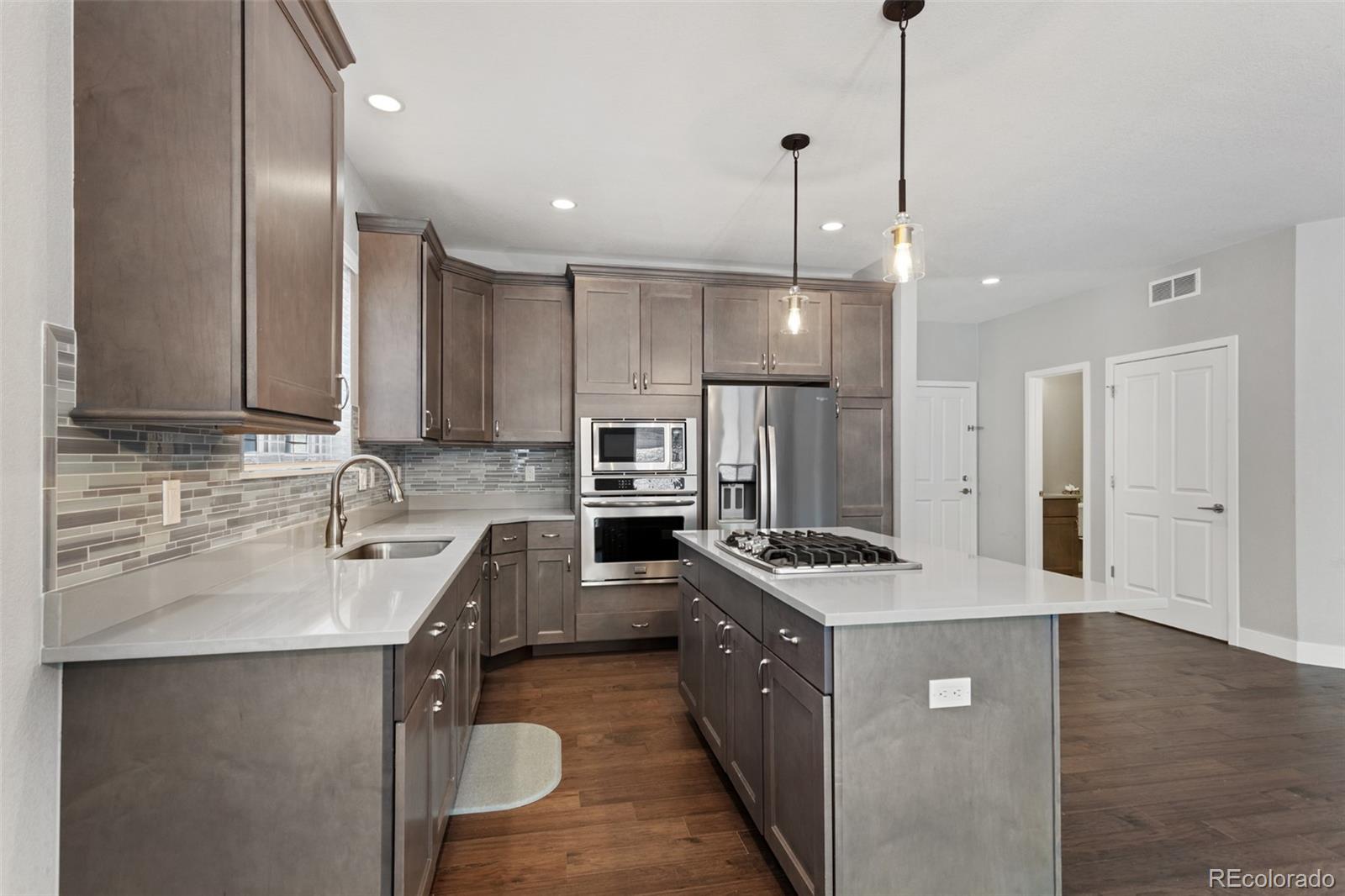 MLS Image #8 for 6835  surrey trail,littleton, Colorado