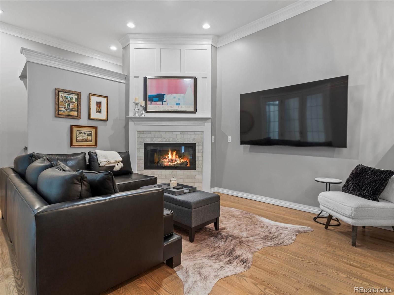 MLS Image #16 for 425  steele street,denver, Colorado