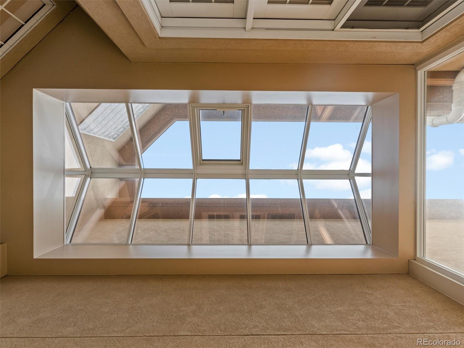 MLS Image #21 for 425  steele street,denver, Colorado