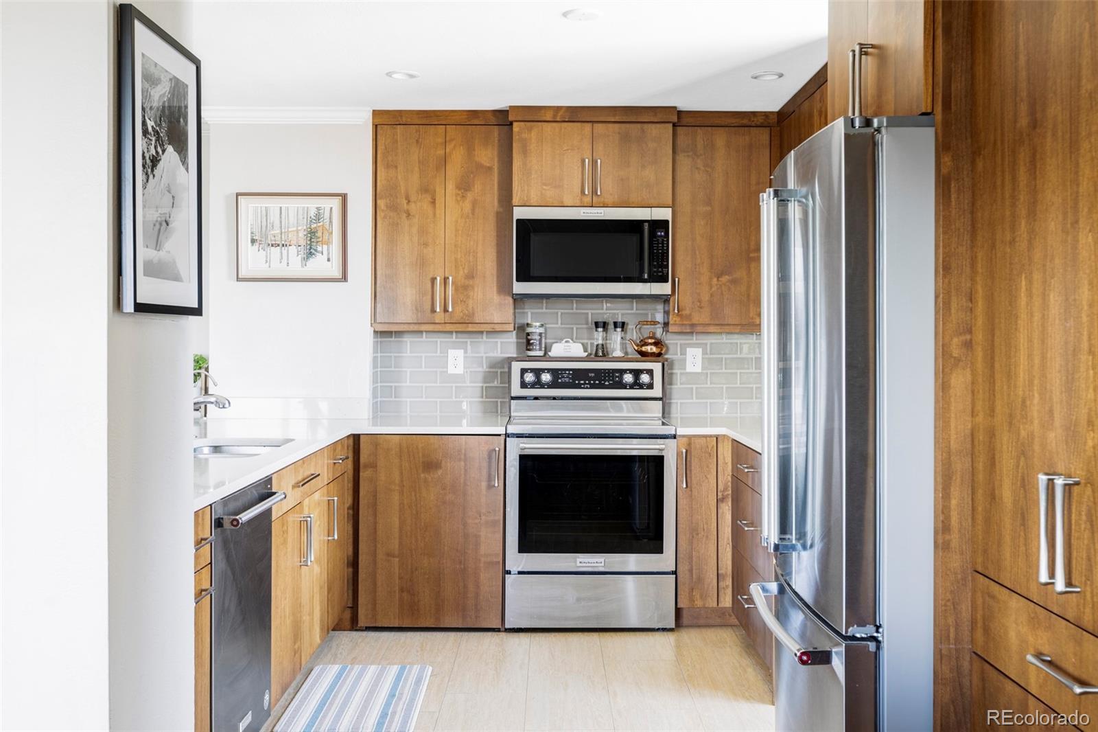 MLS Image #7 for 460 s marion parkway,denver, Colorado