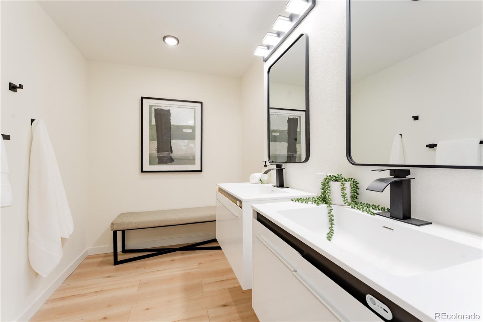 MLS Image #25 for 1361 w custer place,denver, Colorado