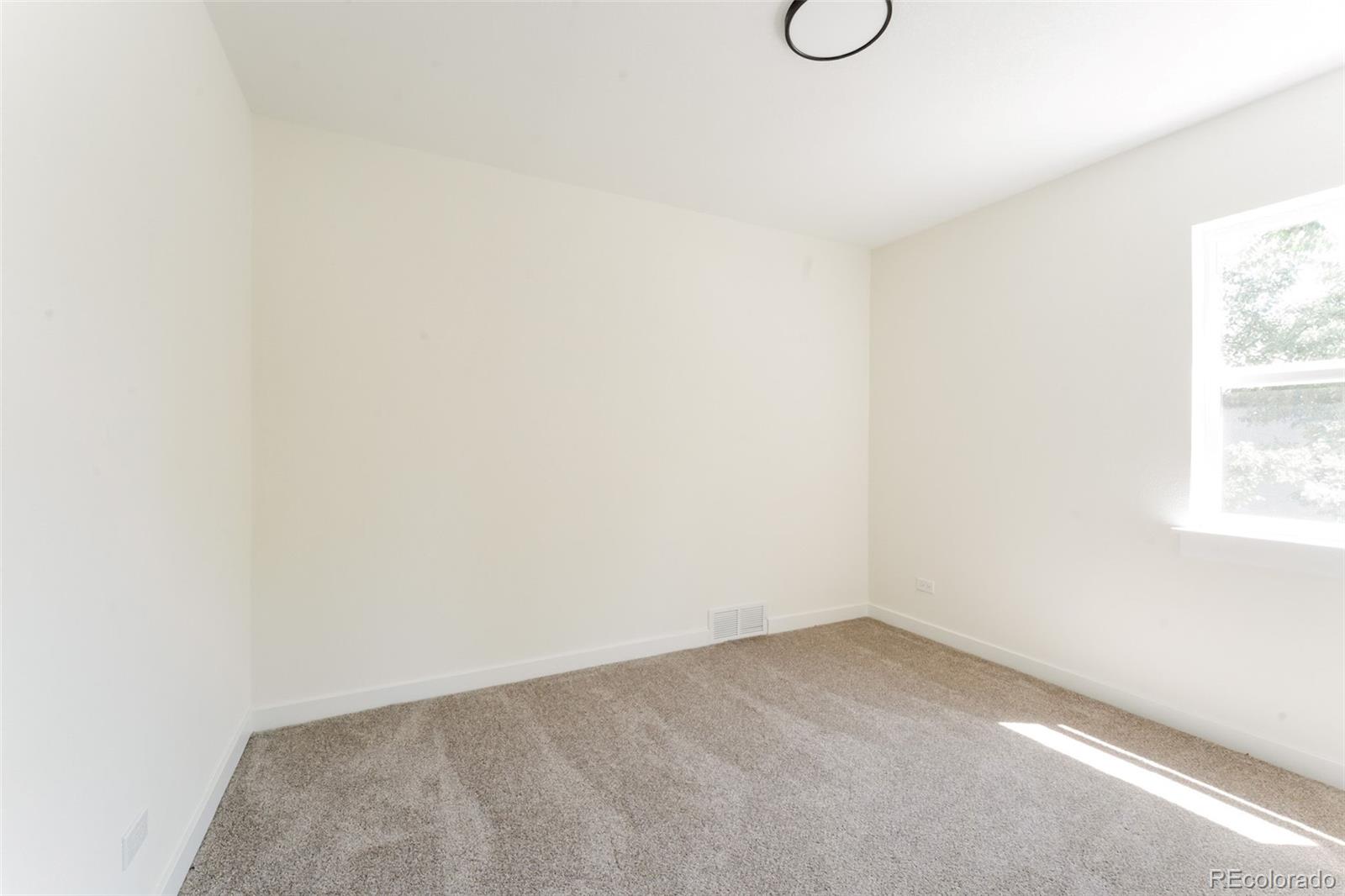 MLS Image #26 for 1361 w custer place,denver, Colorado