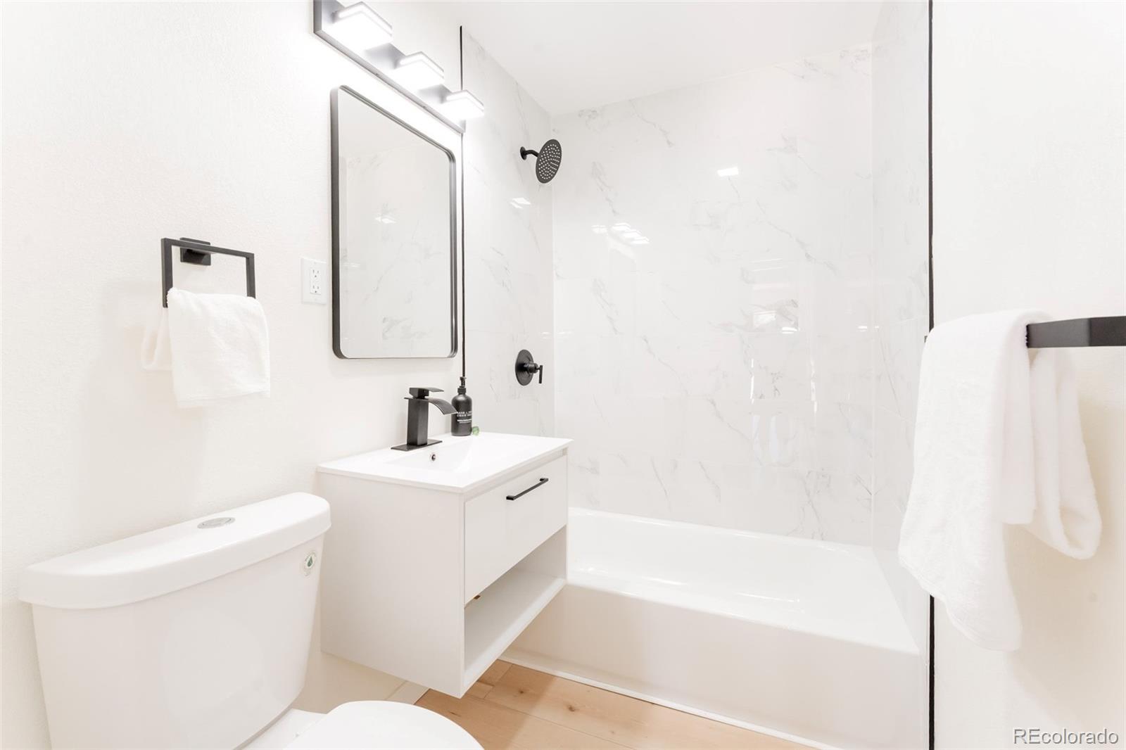 MLS Image #29 for 1361 w custer place,denver, Colorado