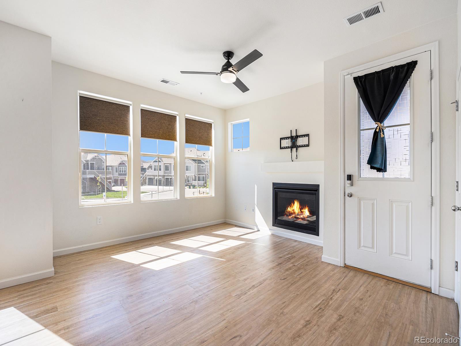 MLS Image #6 for 5755 s buchanan court e,aurora, Colorado