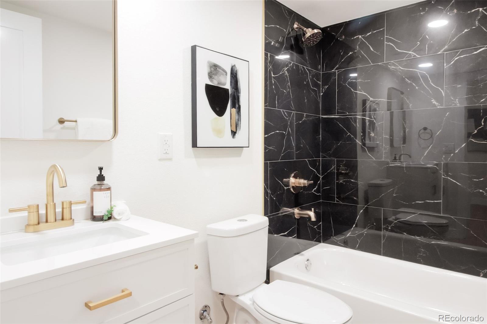 MLS Image #23 for 1390 s jasmine way,denver, Colorado