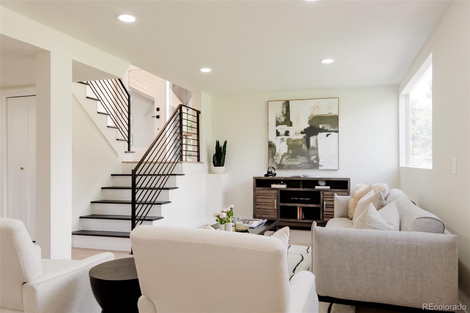 MLS Image #6 for 1390 s jasmine way,denver, Colorado