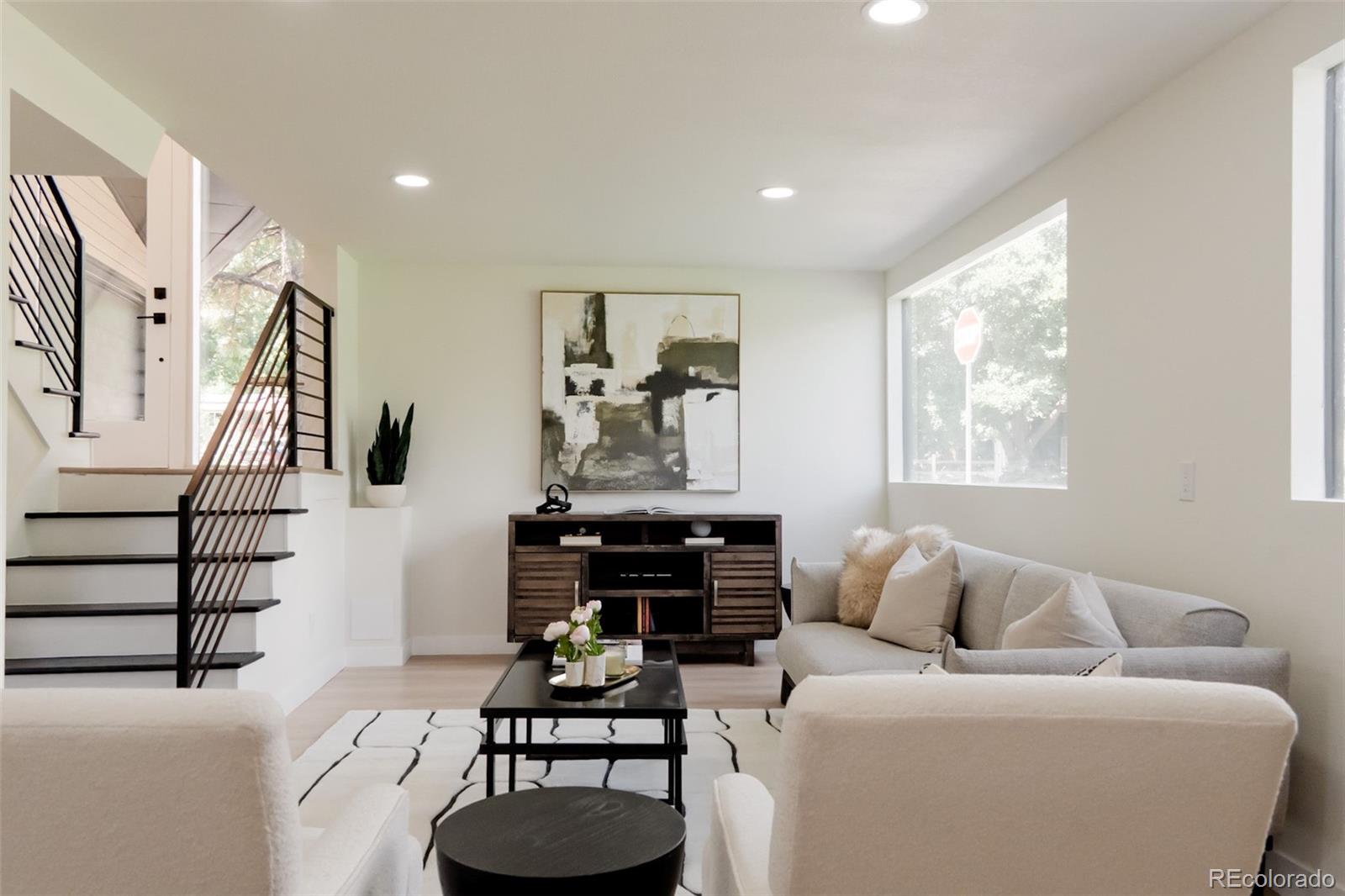 MLS Image #8 for 1390 s jasmine way,denver, Colorado