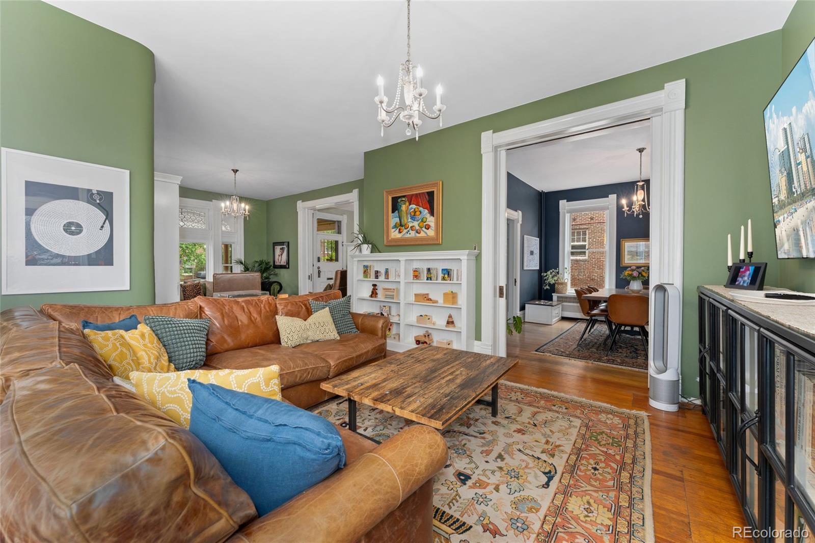 MLS Image #10 for 1154 n clarkson street,denver, Colorado