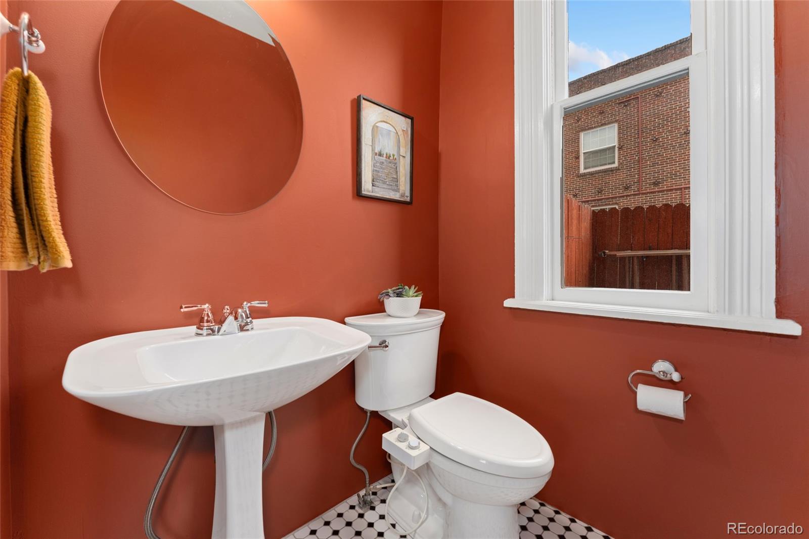 MLS Image #18 for 1154 n clarkson street,denver, Colorado