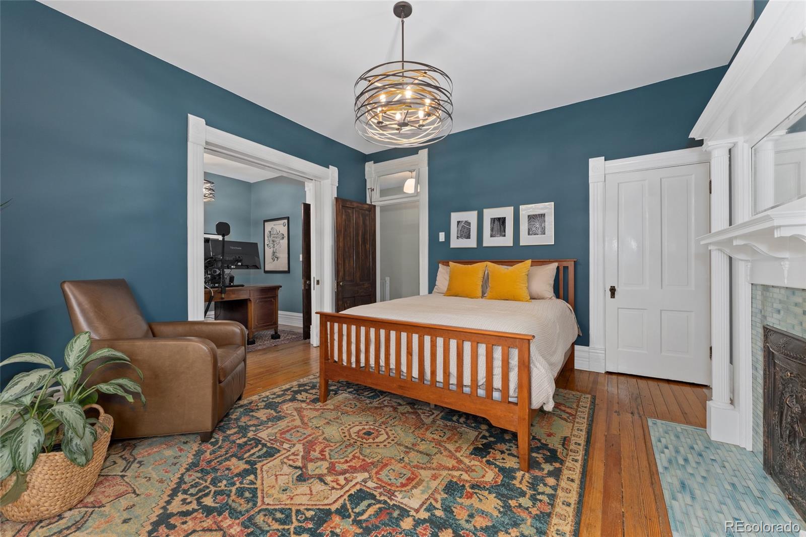 MLS Image #21 for 1154 n clarkson street,denver, Colorado