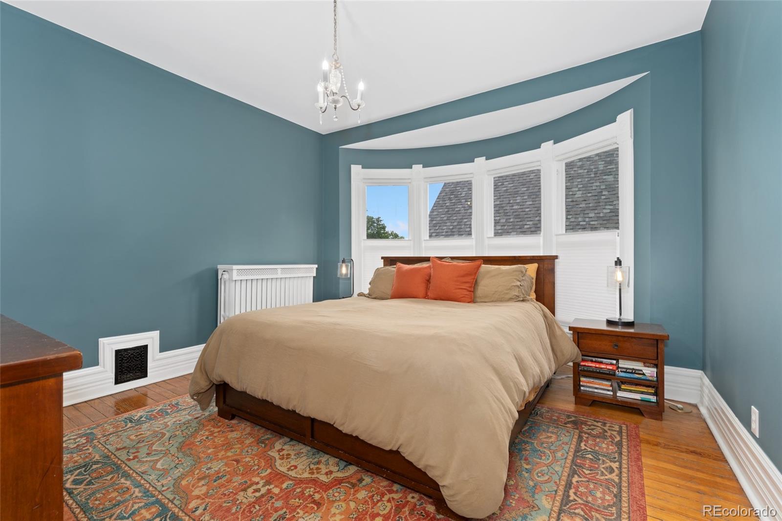 MLS Image #26 for 1154 n clarkson street,denver, Colorado