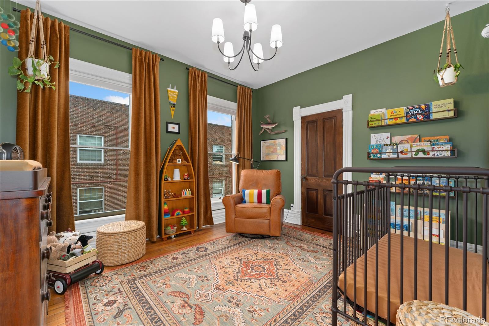 MLS Image #27 for 1154 n clarkson street,denver, Colorado
