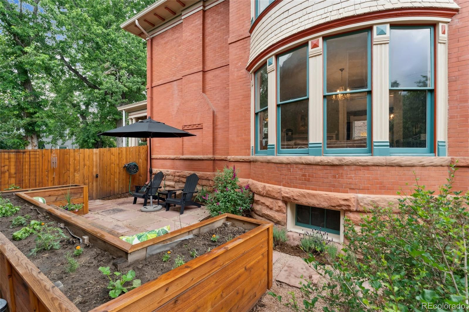 MLS Image #37 for 1154 n clarkson street,denver, Colorado