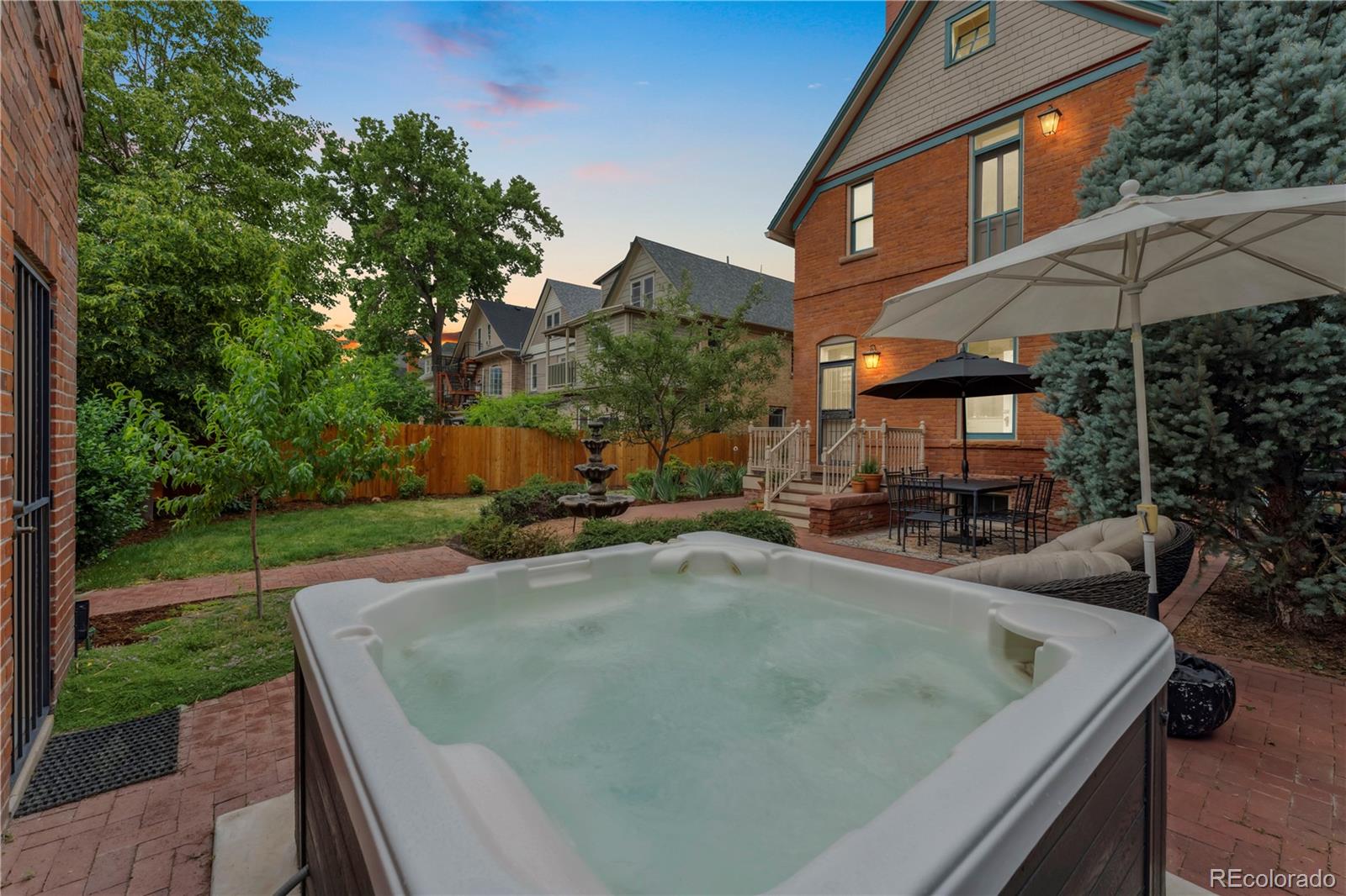 MLS Image #38 for 1154 n clarkson street,denver, Colorado