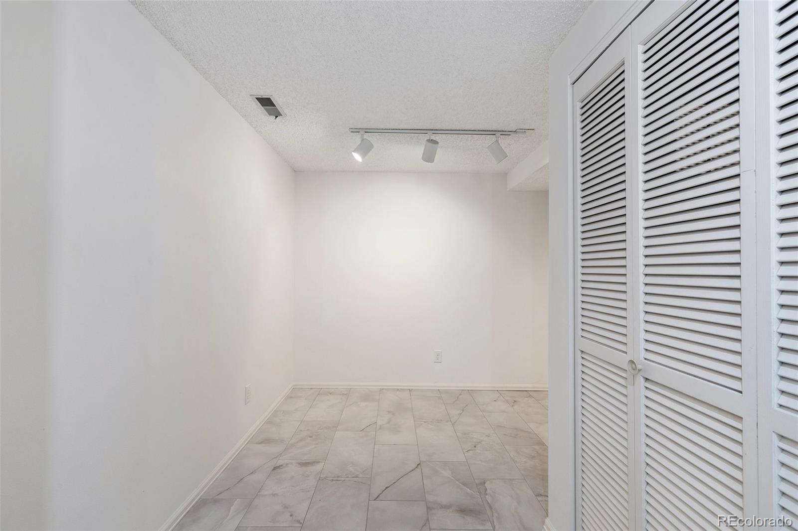 MLS Image #36 for 2049  sussex lane,colorado springs, Colorado