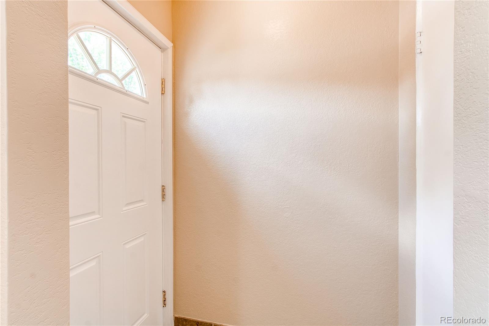 MLS Image #3 for 9150  lilly court,thornton, Colorado