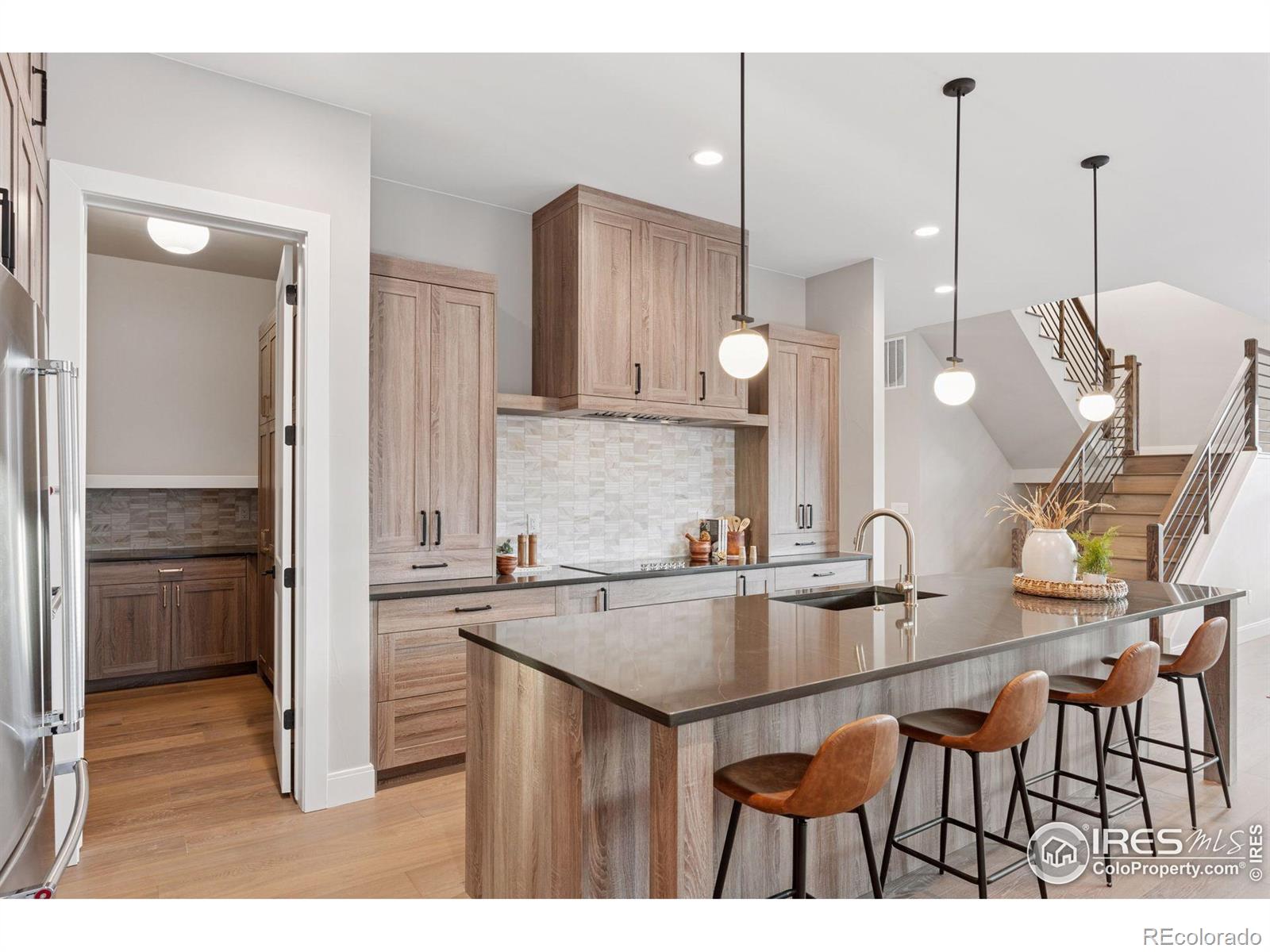 MLS Image #9 for 1426  swan peter drive,berthoud, Colorado