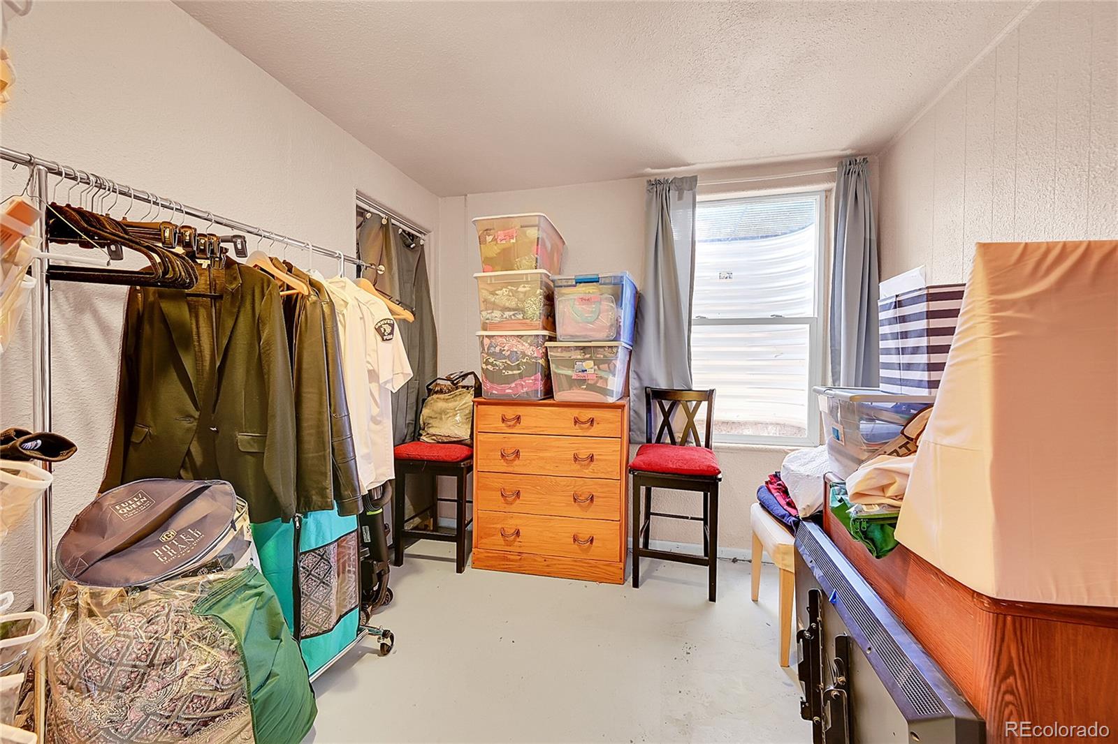 MLS Image #17 for 3313 s dexter street,denver, Colorado