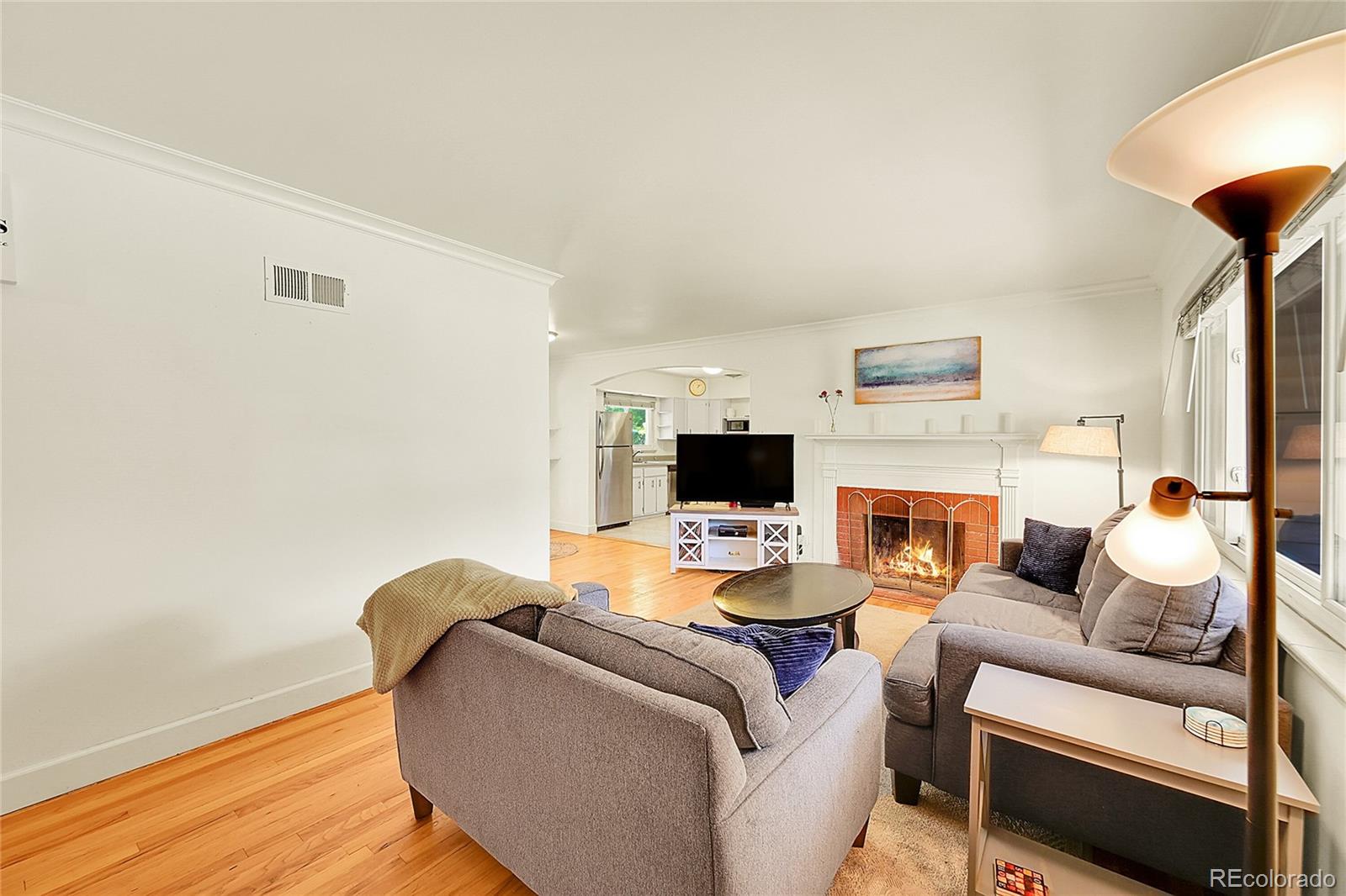 MLS Image #4 for 3313 s dexter street,denver, Colorado