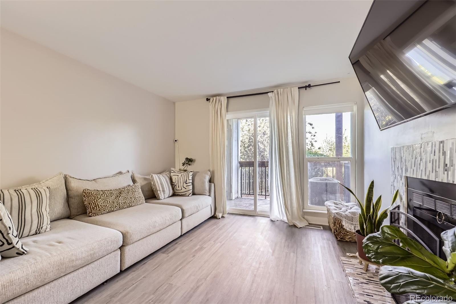 MLS Image #3 for 8450  decatur street,westminster, Colorado