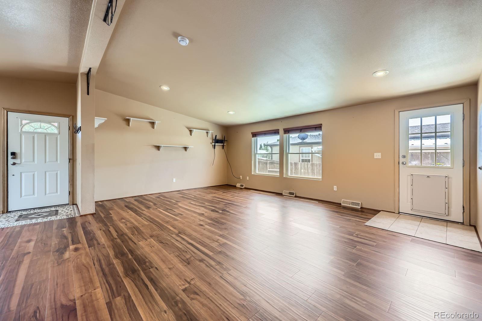 MLS Image #7 for 253  cherokee place,brighton, Colorado