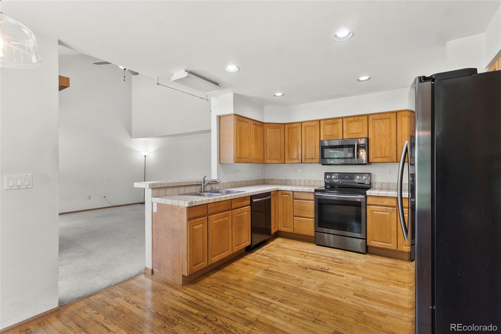MLS Image #10 for 14185 w warren circle,lakewood, Colorado