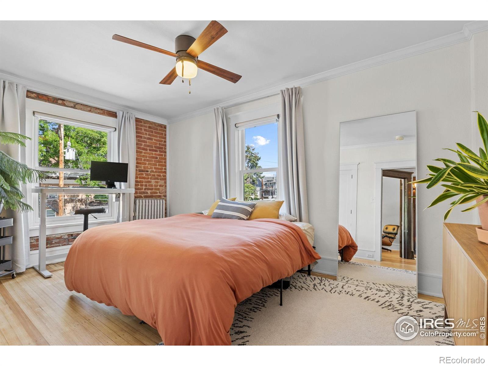 MLS Image #28 for 1217 n downing street,denver, Colorado