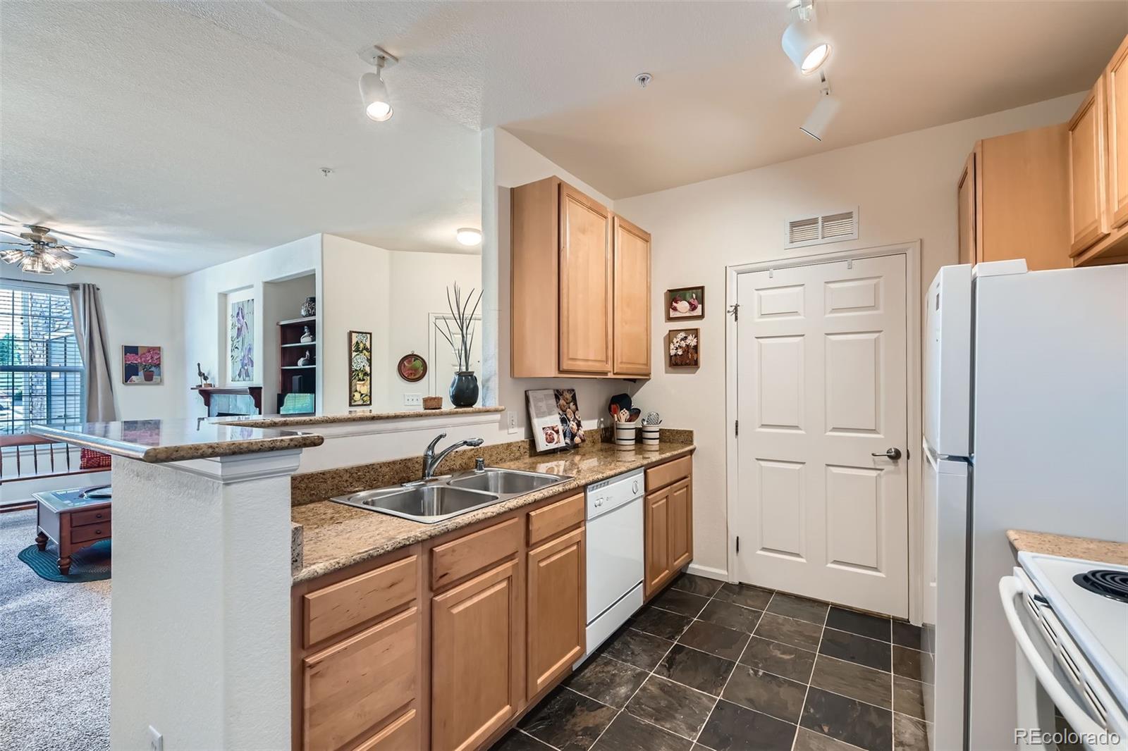 MLS Image #12 for 2900  blue sky circle,erie, Colorado