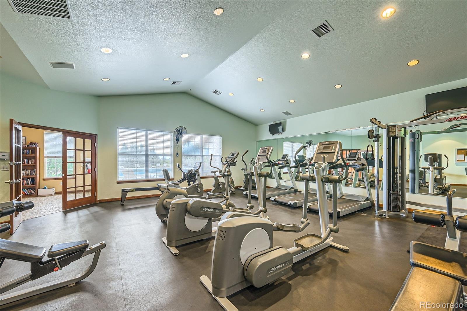 MLS Image #38 for 2900  blue sky circle,erie, Colorado