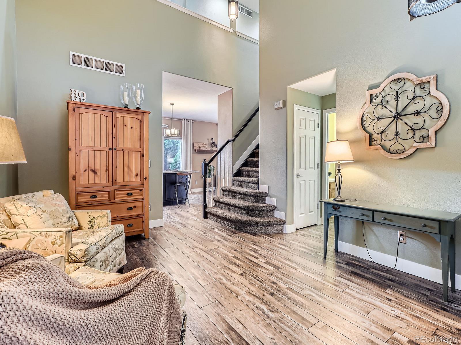 MLS Image #3 for 9867  mulberry way,highlands ranch, Colorado