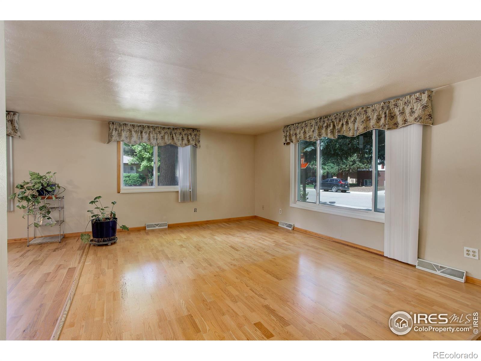 MLS Image #2 for 1133  frontier drive,longmont, Colorado