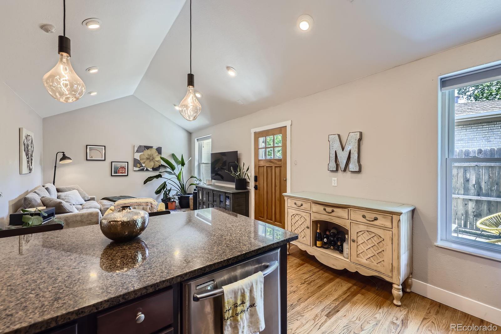 MLS Image #11 for 2841 n columbine street,denver, Colorado