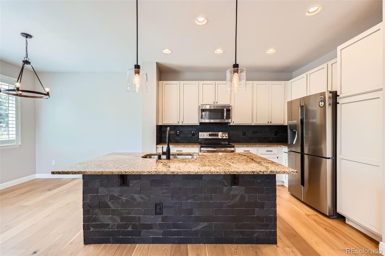 MLS Image #11 for 606 e dry creek place ,littleton, Colorado