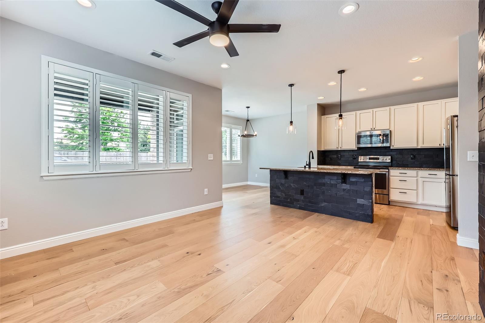 MLS Image #14 for 606 e dry creek place ,littleton, Colorado