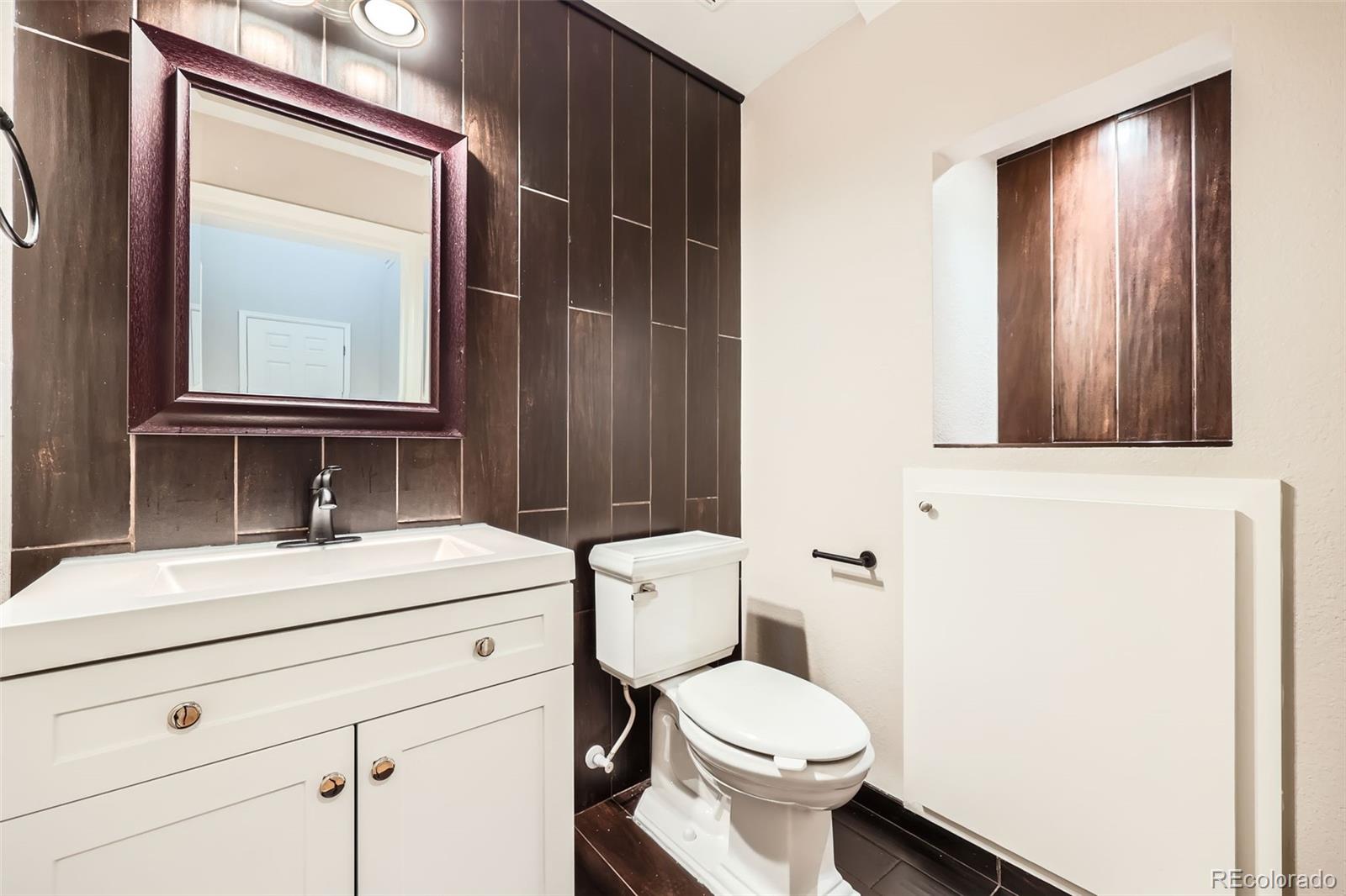 MLS Image #15 for 606 e dry creek place ,littleton, Colorado