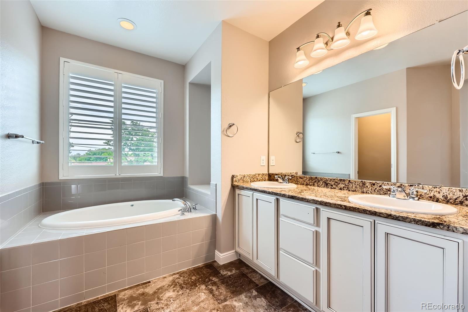 MLS Image #21 for 606 e dry creek place ,littleton, Colorado