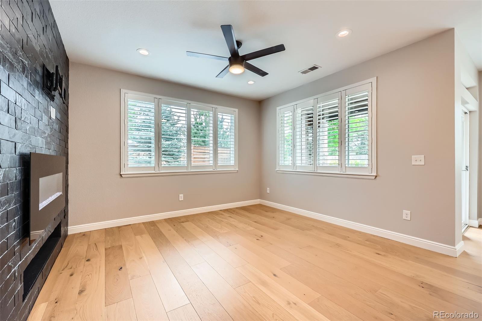 MLS Image #5 for 606 e dry creek place ,littleton, Colorado