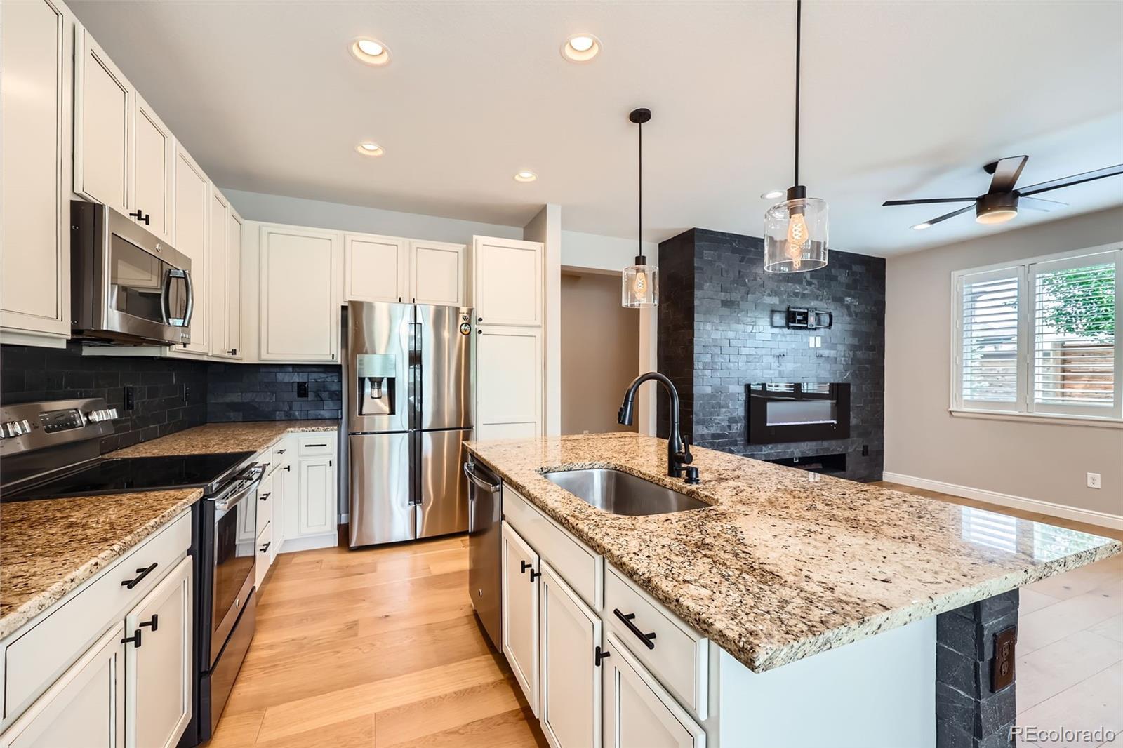 MLS Image #9 for 606 e dry creek place ,littleton, Colorado