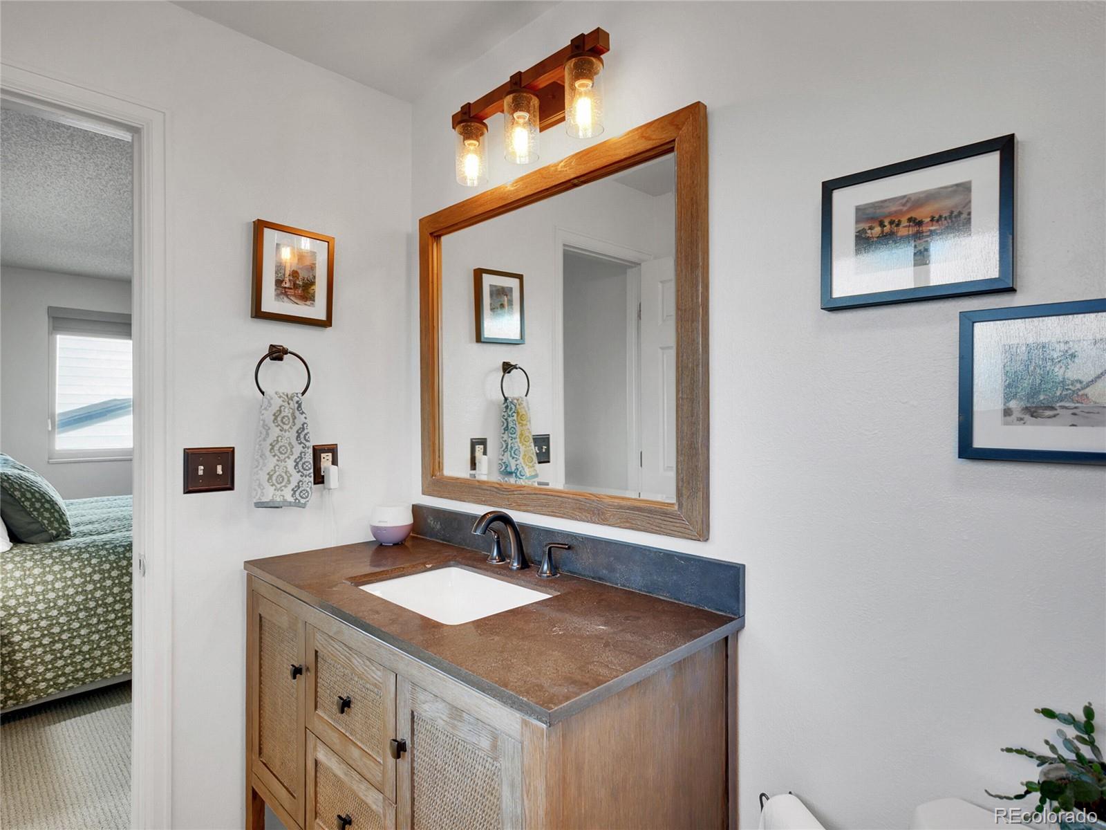 MLS Image #17 for 4720 w stanford avenue,denver, Colorado