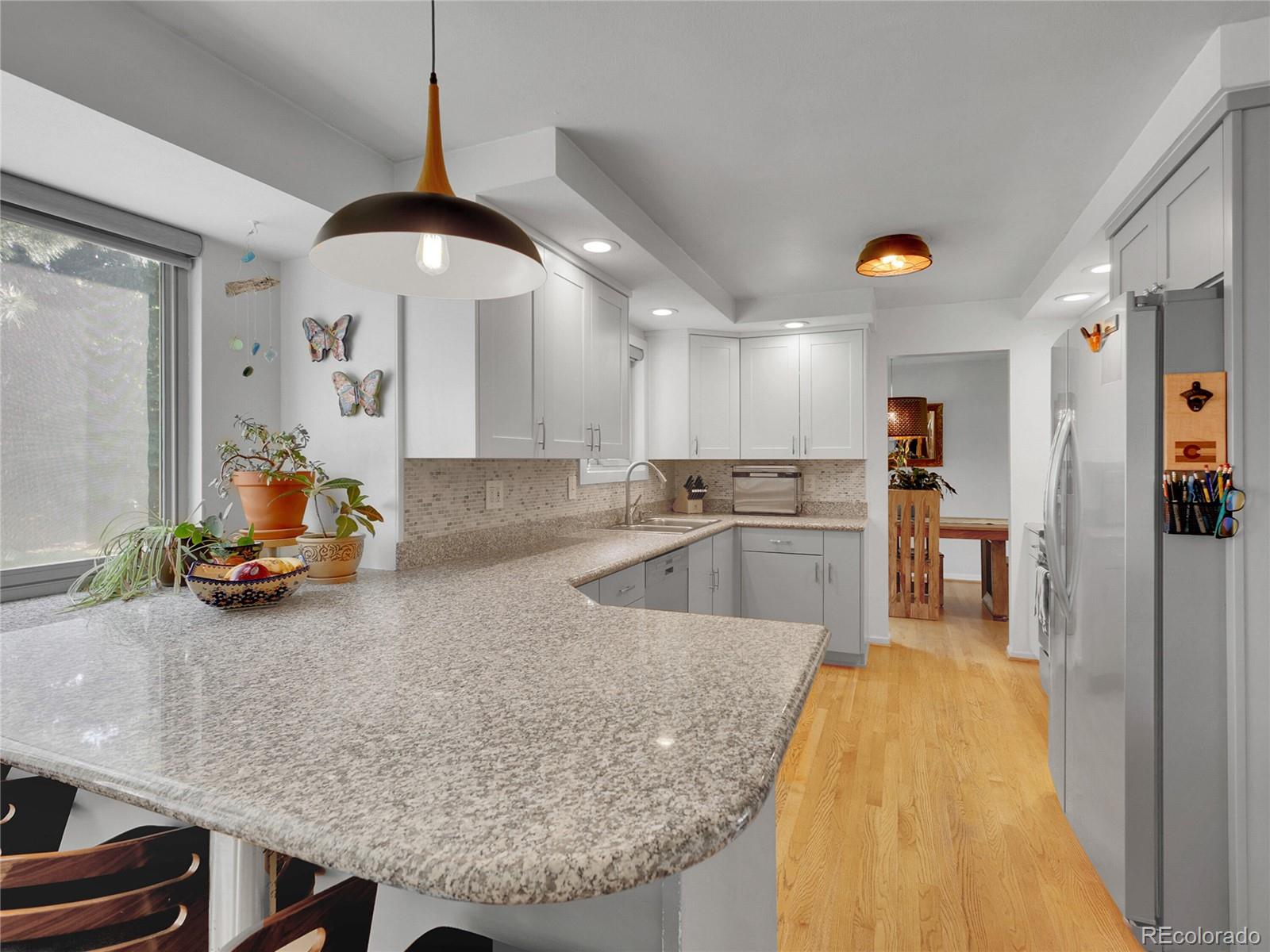 MLS Image #6 for 4720 w stanford avenue,denver, Colorado