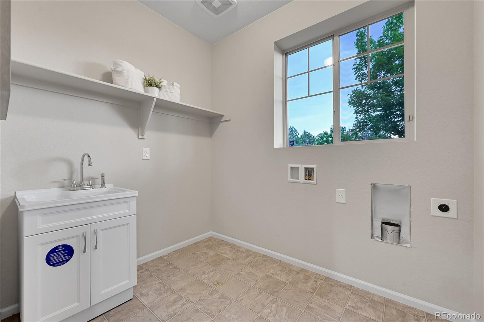 MLS Image #17 for 20145 e fair lane,centennial, Colorado