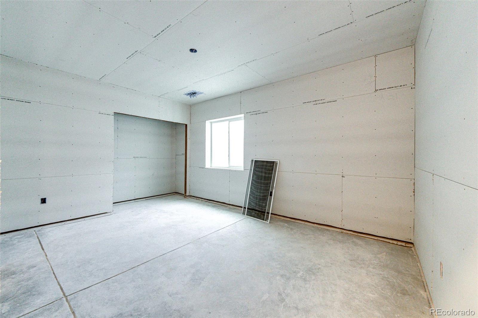 MLS Image #31 for 129 s waterloo street,aurora, Colorado