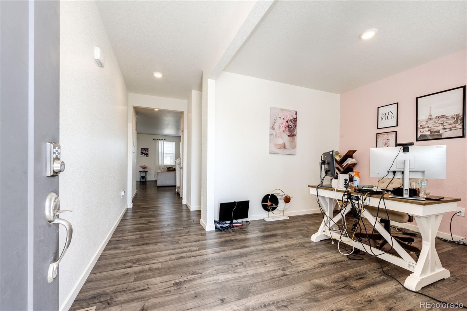 MLS Image #4 for 129 s waterloo street,aurora, Colorado