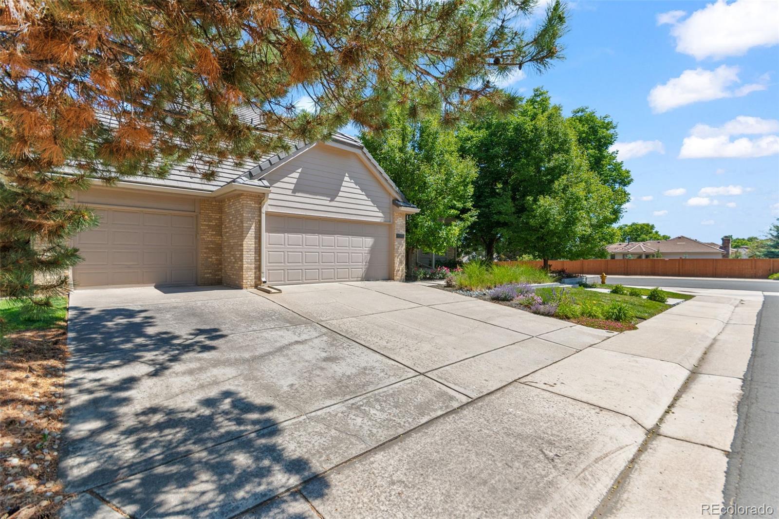MLS Image #4 for 10293 e sheri lane,englewood, Colorado
