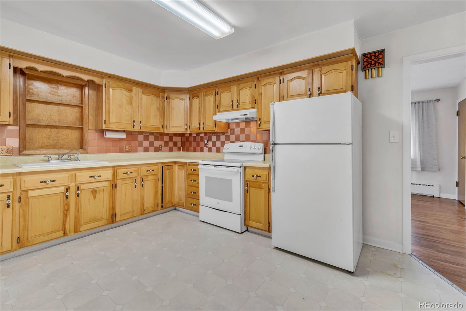 MLS Image #9 for 505  maple street,golden, Colorado